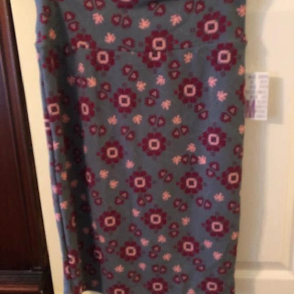 Lularoe  Cassie M